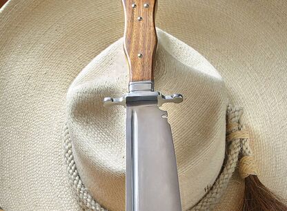 Historical knives