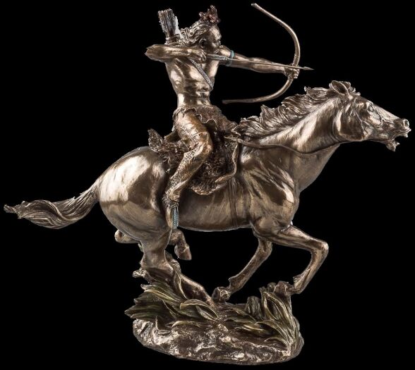 MOHICAN WARRIOR ON HORSEBACK SHOOTING ARROW VERONESE (WU75818A4)