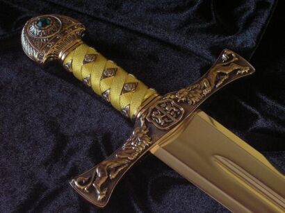 INTERESTING  KNIGHT SWORD of Wilfred IVANHOE (539)