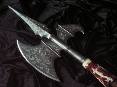 Richly decorated UNITED halberd   (8501)