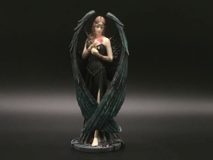ANGEL OF THE ROSE ACCORDING TO ANNE STOKES VERONESE  (WU75050AA)