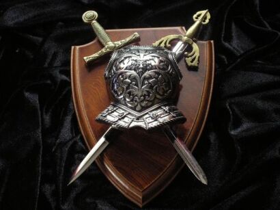 DECORATION panoply TWO HISTORICAL SWORDS (506)