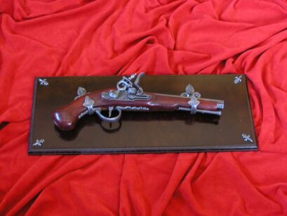NICE GUN with WOODEN  tag flintlock (K1095-53)