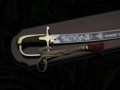 Officers SABRE WZ.1921 HONOR AND COUNTRY ON BOARD