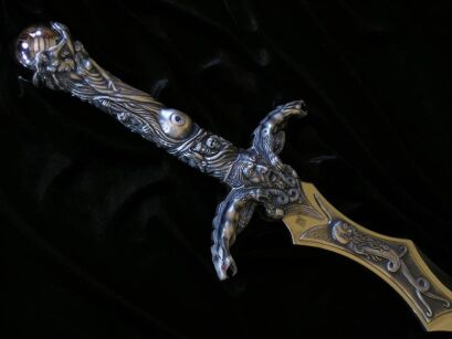 AMAZING POWERFUL AND MYSTIC MERLIN WITH SWORD Arthurian legend  (770)