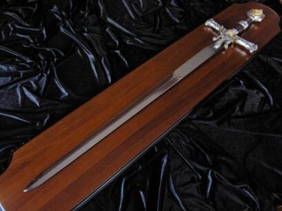 UNIVERSAL WOOD plank FOR THE PRESENTATION OF SWORDS (033)