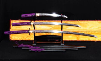 SET OF SWORDS JAPANESE Samurai HONSANMAI  STEEL layered and high-carbon, R782