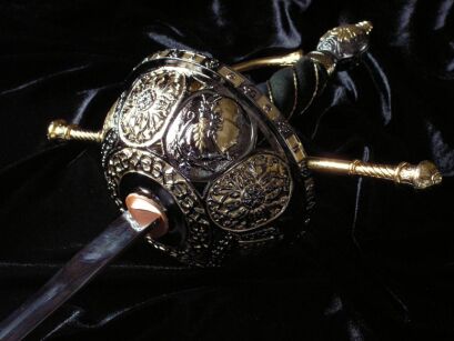 RAPIER SPANISH richly decorated with XVI W.  (278)