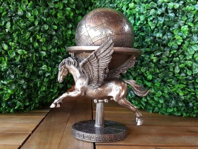 Mythological PEGAZ with globe VERONESE (WU76617A1)