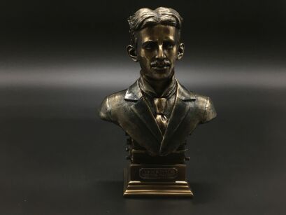 NICOLA TESLA BUST VERONESE  (WU76914A4)