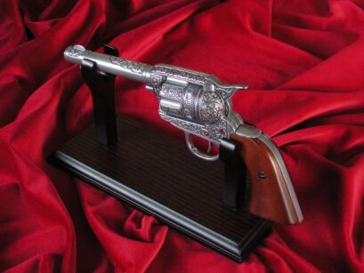 STAND für Colts, Revolver und Pistolen Steinschloss (11002)