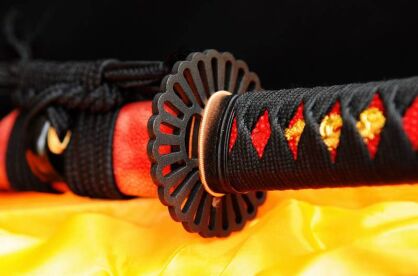 Samurai DAGGER TANTO HONSANMAI, 1095 High Carbon Steel and layered, hardened clay, R319