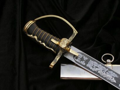 HISTORICAL SABRE Hussar from the XVII century with scabbard